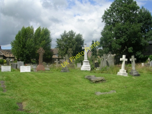 Photo 6"x4" St Wilfrid's Graveyard - Main Street Pool\/SE2445 c2009