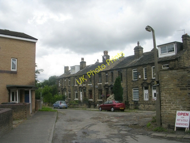 Photo 6"x4" Stanley Street - Harrogate Road Thorpe Edge c2009