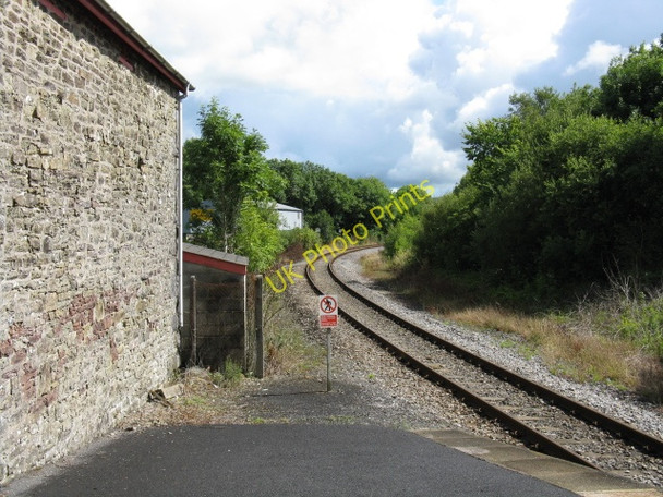 Photo 6"x4" Tight Curve At Narberth Station Narberth\/Arberth c2009