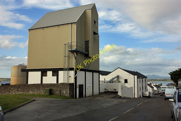 Photo 6"x4" The Bowmore Distillery, School Street, Bowmore Bowmore\/Bogh M\u00f2r c2009
