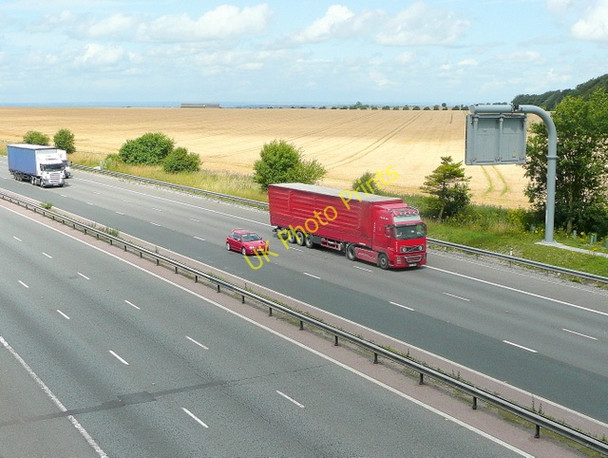 Photo 6"x4" M4 motorway at Wanborough Plain Liddington c2009