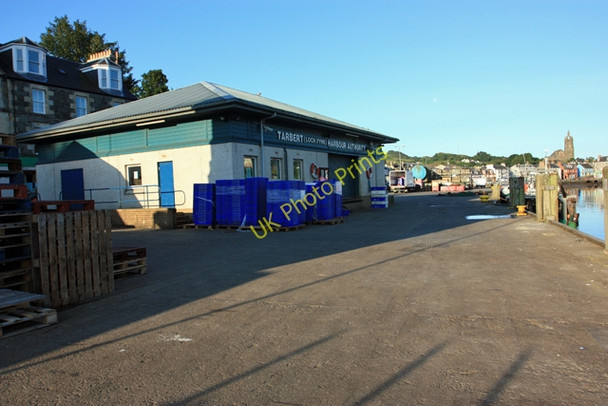 Photo 6"x4" Tarbert (Loch Fyne) Harbour Authority building Tarbert\/NR8668 c2009