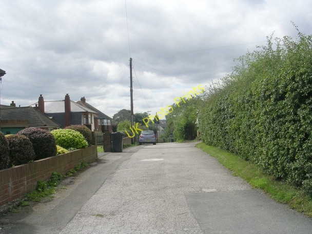 Photo 6"x4" Pumphouse Lane - Wellhouse Lane Mirfield c2009