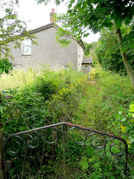 Photo 6"x4" Neglected cottage at Scowles 2 Scowles c2009