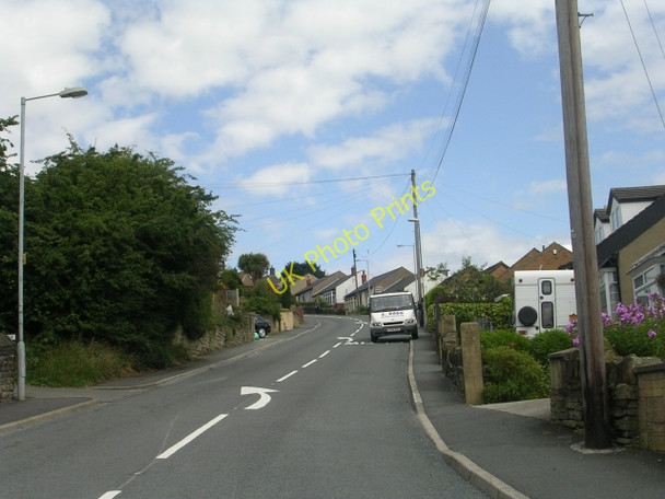Photo 6"x4" Cowcliffe Hill Road - viewed from Brayside Avenue Huddersfield c2009 P1