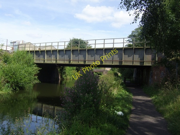Photo 6"x4" Stourbridge Canal - Railway bridge Brierley Hill\/SO9286 c2009