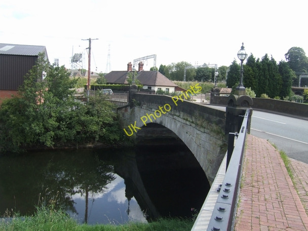 Photo 6"x4" River Trent bridge - Station Road Rugeley c2009