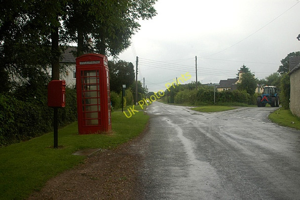 Photo 6"x4" Phone box at Hadley End Hadley End c2009