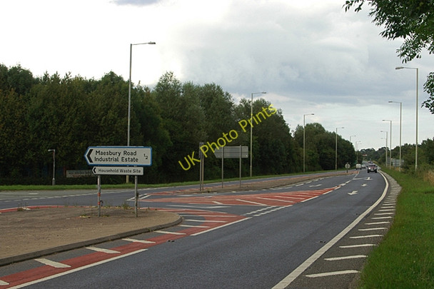 Photo 6"x4" Crossroads at Mile Oak Oswestry\/Croeswallt c2009
