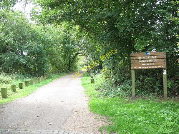 Photo 6"x4" Entrance to Lee Valley Park Hoddesdon c2009