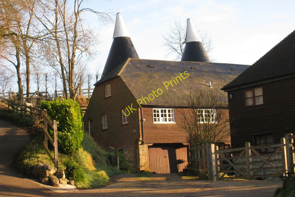 Photo 6"x4" Boyton Court Oast, Boyton Court Road, Sutton Valence, Kent The Harbour c2008