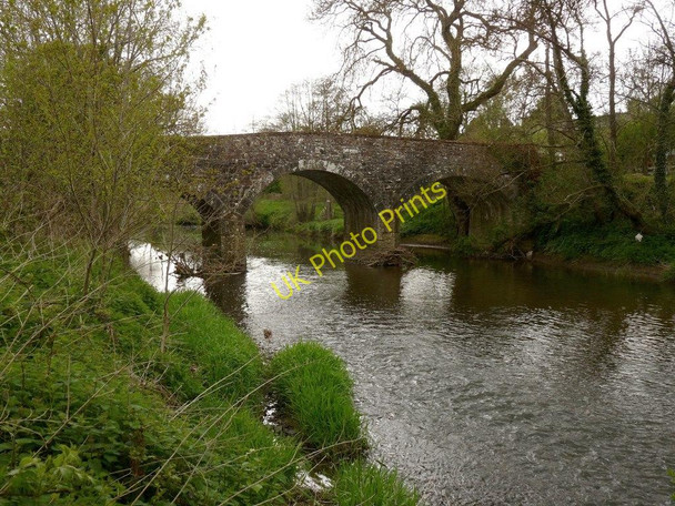 Photo 6"x4" Chenson Bridge on the river Taw as seen from upstream Nymet Rowland c2010