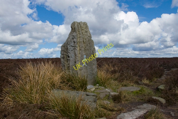 Photo 6"x4" Blue Man-i'-th'-Moss Blue Man-i'-th'-Moss (Standing Stone) c2010