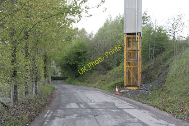 Photo 6"x4" Conveyor support by the road Burlingjobb c2010