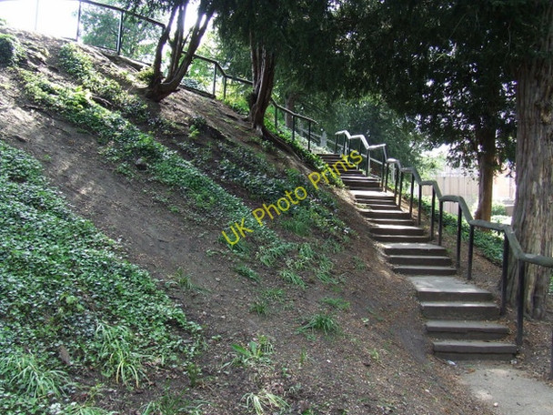 Photo 6"x4" Bedford Castle mound Bedford\/TL0549 c2010
