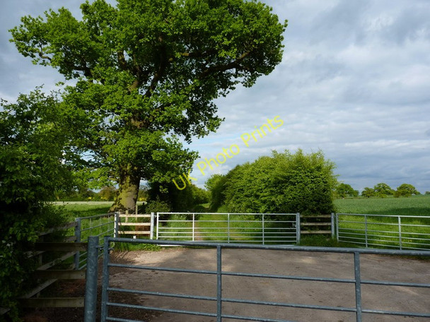 Photo 6"x4" Gates on the field track to Lower Dairy House Farm Albrighton\/SJ8104 c2010