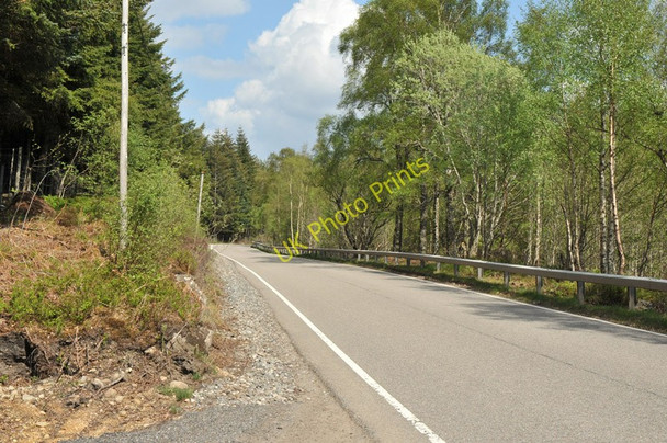 Photo 6"x4" A86 near Loch Laggan Ardverikie c2010 P1
