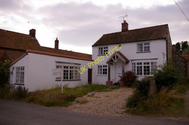 Photo 6"x4" Bluebell Cottage, Edgefield, Norfolk Edgefield\/TG0934 c2009