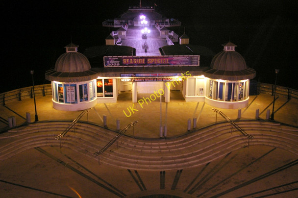 Photo 6"x4" Cromer Pier at Night Cromer\/TG2142 c2009