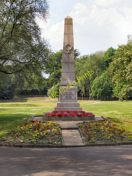 Photo 6"x4" Walkden War Memorial Walkden c2010