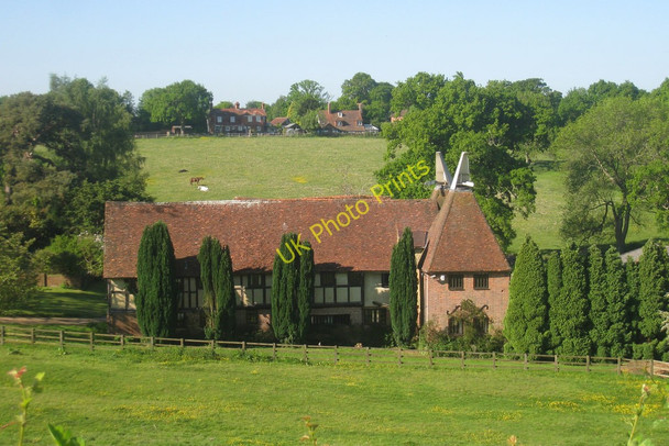 Photo 6"x4" Oast House at Old Weavers Cottages, Frame Farm, Iden Green Road, Iden Green Benenden c2010