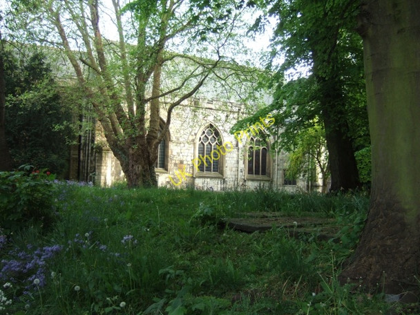 Photo 6"x4" The churchyard of Holy Trinity church, Micklegate York\/SE5951 c2010
