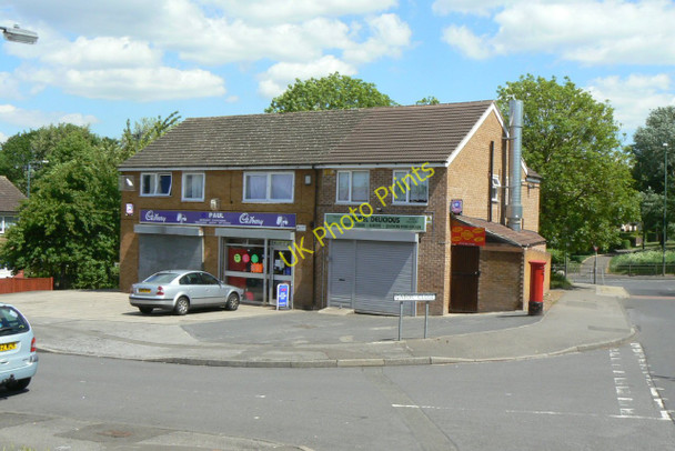 Photo 6"x4" Local shops Clifton\/SK5434 c2010