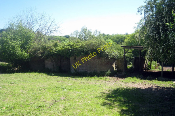 Photo 6"x4" Derelict Oast House at Attwater Farm, Attwaters Lane, Hawkhurst, Kent Crit Hall c2010