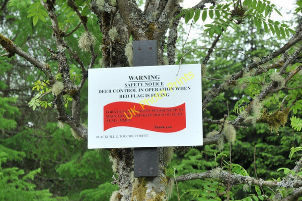 Photo 6"x4" Deer control warning sign near Stronachie Dalqueich c2010