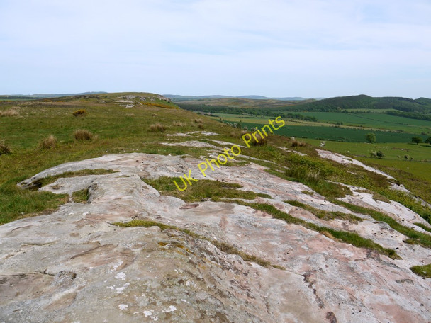 Photo 6"x4" Large rock outcrops, Broom Ridge Ford Hill\/NT9537 c2010