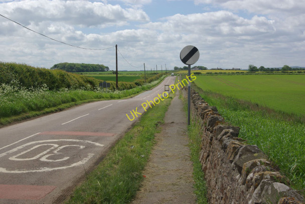 Photo 6"x4" B1341 west of Bamburgh Bamburgh c2010