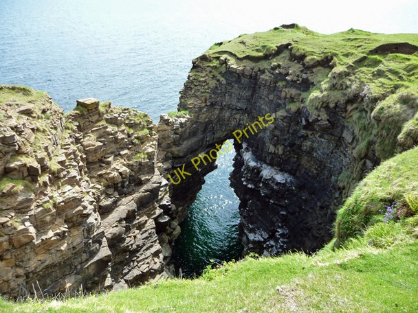 Photo 6"x4" Natural arch at Tobhta Iochdarach Lealt\/NG5060 c2010