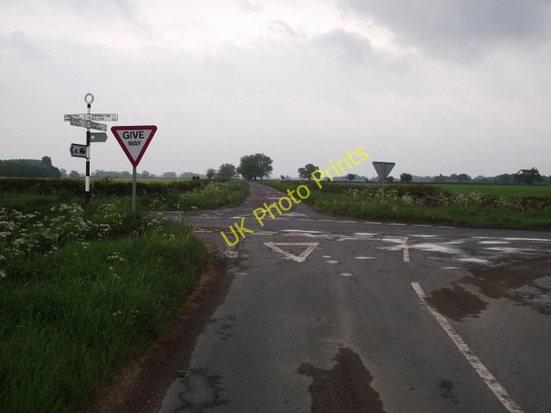 Photo 6"x4" Road Junction Muscoates c2010