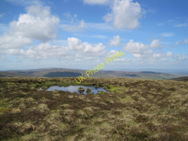 Photo 6"x4" Small Tarn near Tom Smith's Stone Tom Smith's Stone c2010