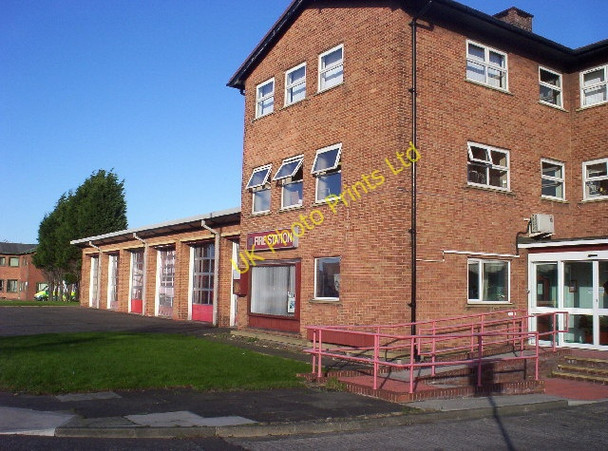 Photo 6"x4" Tynemouth Fire Station Tynemouth c2005