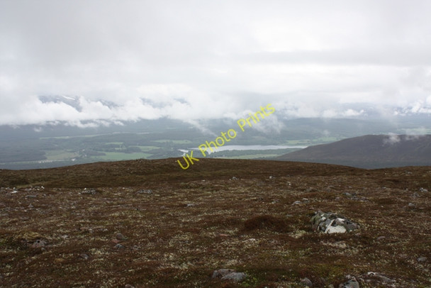 Photo 6"x4" A top SW of Geal-charn Beag Carn nan S\u00f9ilean Dubha c2010
