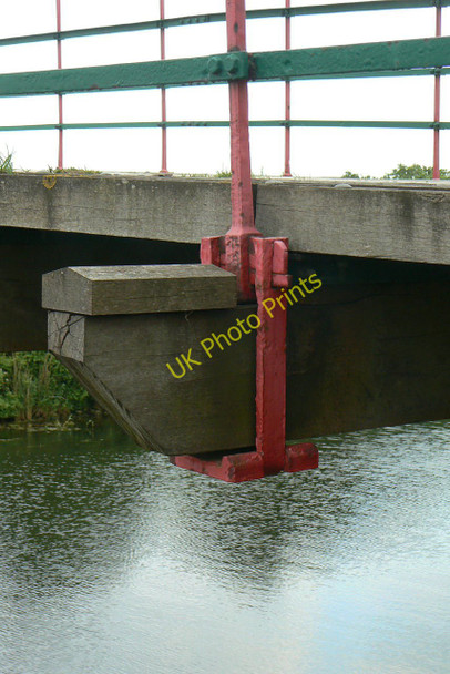 Photo 6"x4" Horkstow Bridge detail (2) Horkstow c2010