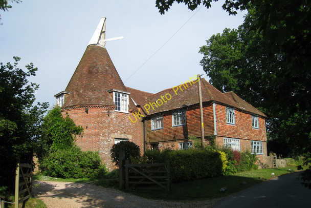 Photo 6"x4" Wattle Hill Oast, Beacon Lane, Staplecross, East Sussex Collier's Green c2010