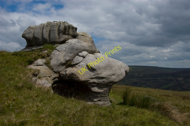 Photo 6"x4" Whitendale Hanging Stone Whitendale Hanging Stones c2010
