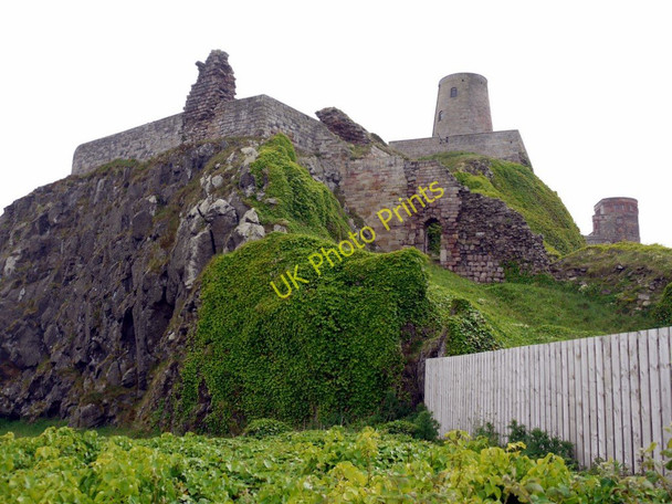 Photo 6"x4" West end of Bamburgh Castle Bamburgh c2010
