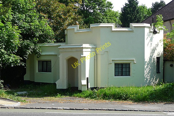 Photo 6"x4" Lodge, Selsdon (1) Sanderstead c2010