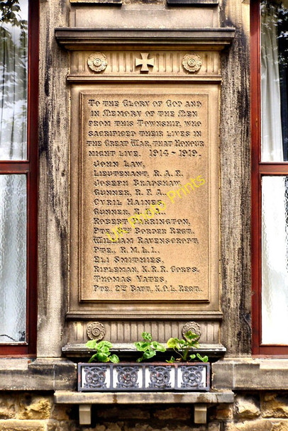 Photo 6"x4" Great War Memorial Padiham c2010