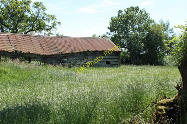 Photo 6"x4" 2010 : Tumbledown barn Redstocks c2010