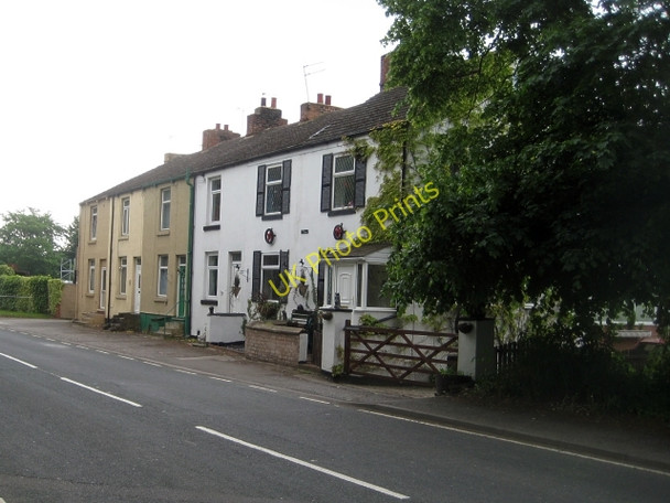 Photo 6"x4" Lowfield Cottages Wakefield\/SE3320 c2010