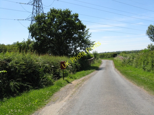 Photo 6"x4" Isolated Postbox Cutnall Green c2010