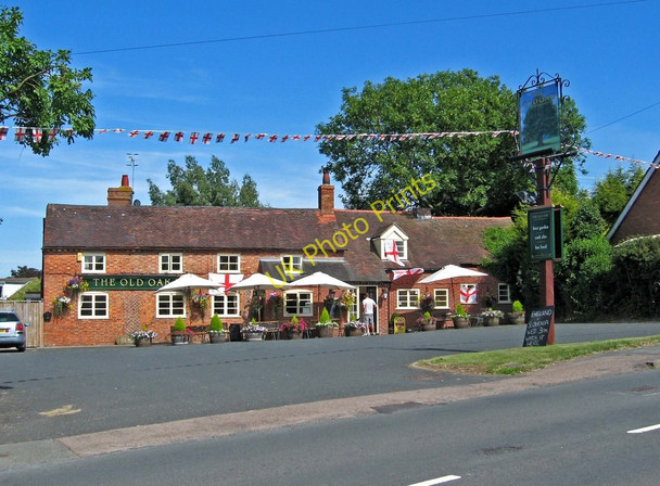 Photo 6"x4" The Old Oak, 40 Stonebow Road Drakes Broughton c2010