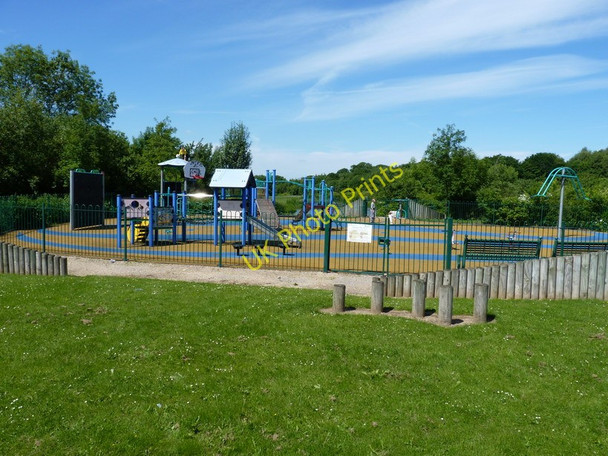 Photo 6"x4" Newdale Play Area Telford c2010