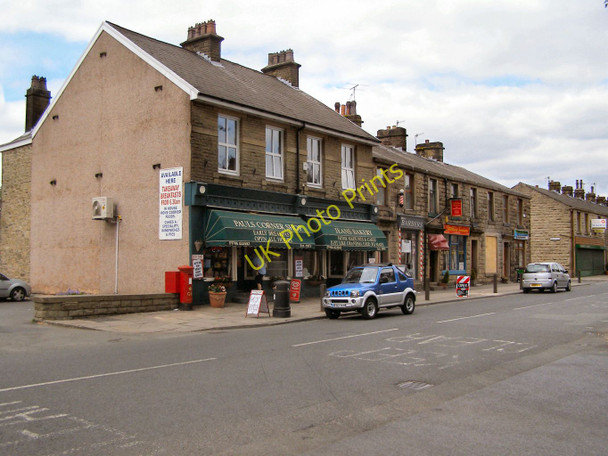 Photo 6"x4" Stubbins Shops Ramsbottom c2010