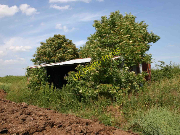Photo 6"x4" Disused shed near New Farm Blackwell\/SP2443 c2010