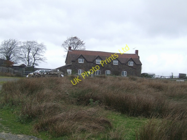 Photo 6"x4" Lower Random Farmhouse Cleeton St Mary c2007